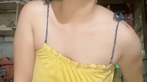 Kisah Ngentot Ku Selama Kuliah Di jogja Bareng Mbak sari